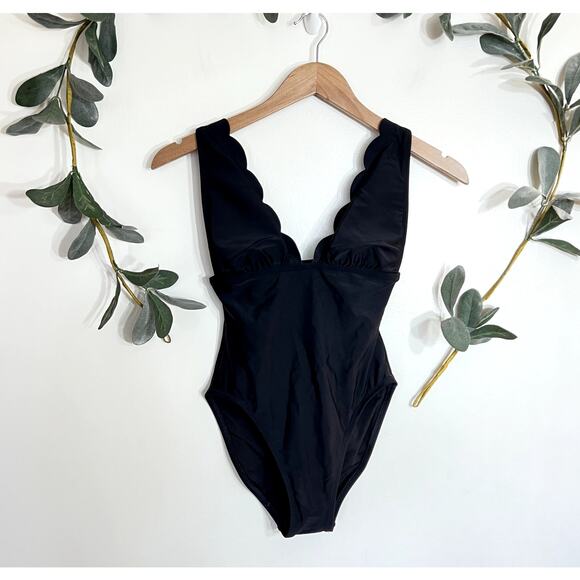 J. Crew Black Scalloped One Piece Swimsuit LAST CALL - Picture 1 of 7